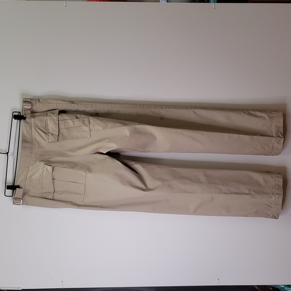 PERRY ELLIS size 33/32 khakies. E60 - Picture 3 of 8